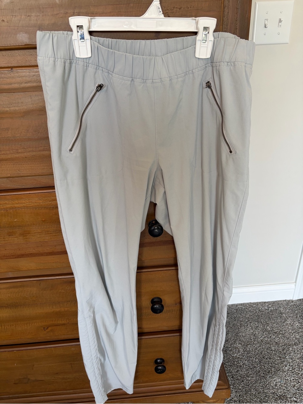 Athleta ankle pants